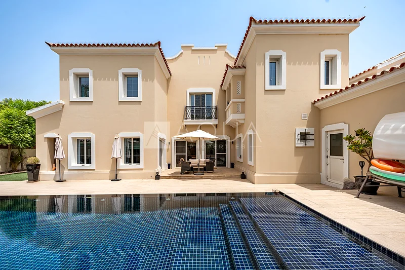 Corner A1 Villa | Large Plot | Private Pool63919448611201110