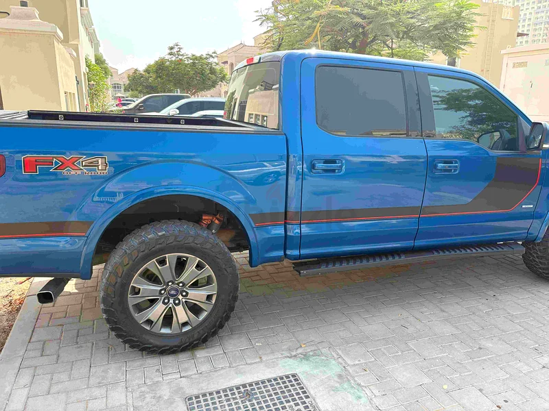 فورد إف-150 لارييت 3.5 لتر V6 إيكوبيست، ناقل حركة 10 سرعات، FX4 سبورت63612082603394112