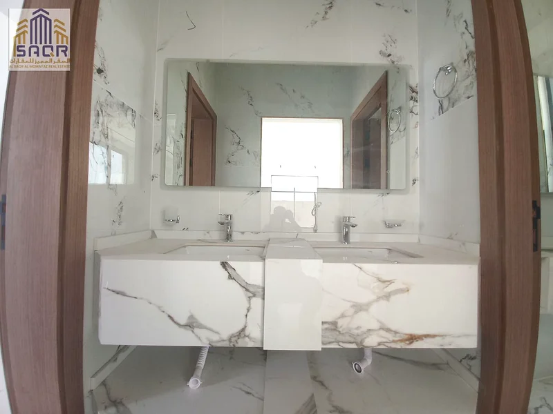 ملكية تامة لجميع الجنسيات / بدون رسوم تسجيل / 5 غرف نوم رئيسية / تشطيب فاخر حسب الطلب63884375066754114