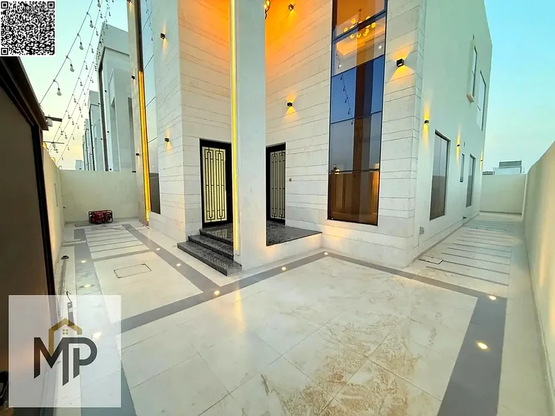 فيلا فاخرة بتصميم حديث في الهيليو - عجمان، 3 طوابق على شارع رئيسي مع مساحات واسعة بسعر ممتاز، متضمنة التسجيل63906124145922113