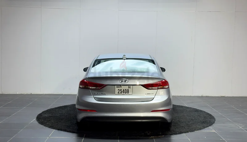 Hyundai Elantra Limited 201763612087095297112