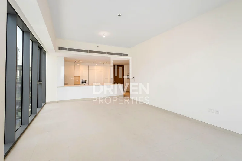 Corner Unit | Full Canal and Burj Khalifa View63949512733186112