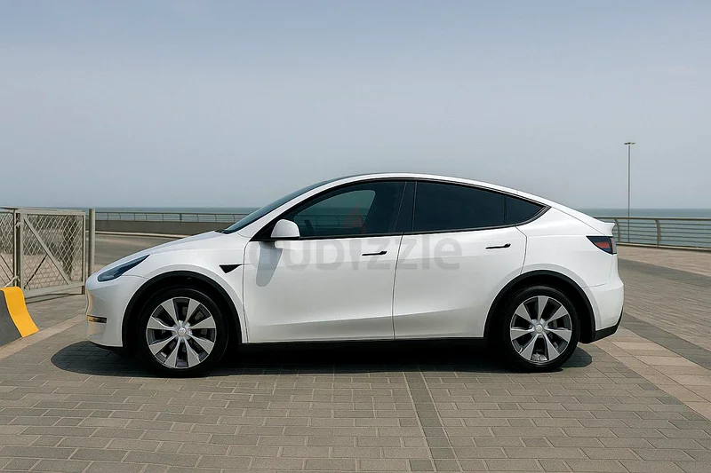 For Sale: 2022 Tesla Model Y Long Range – AWD | White | 30,000 km | Full Tesla Warranty63612059072259112