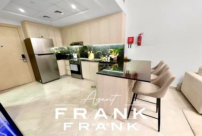 Upgraded | Furnished | Low Floor | City View63998685571971112