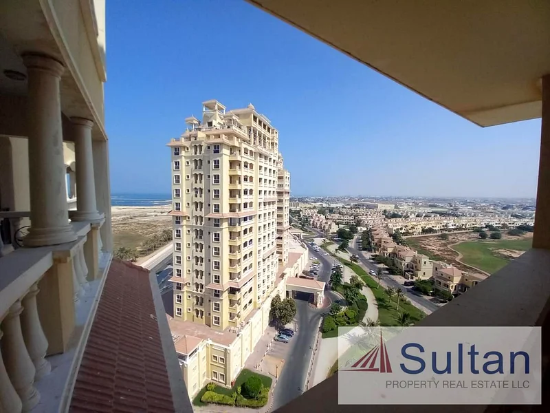 شقة كبيرة مع وصول إلى الشاطئ / المسبح / الصالة الرياضية، أجواء البحيرة63860580230529112