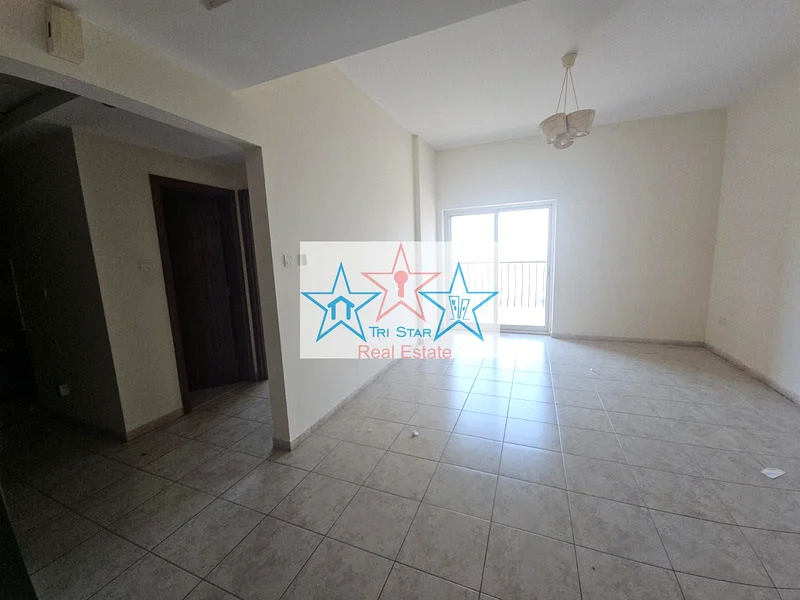 SPACIOUS SEMI FURNISHED 1 BEDROOM BIG HALL LAYOUT HIGHER FLOOR63729404025858112