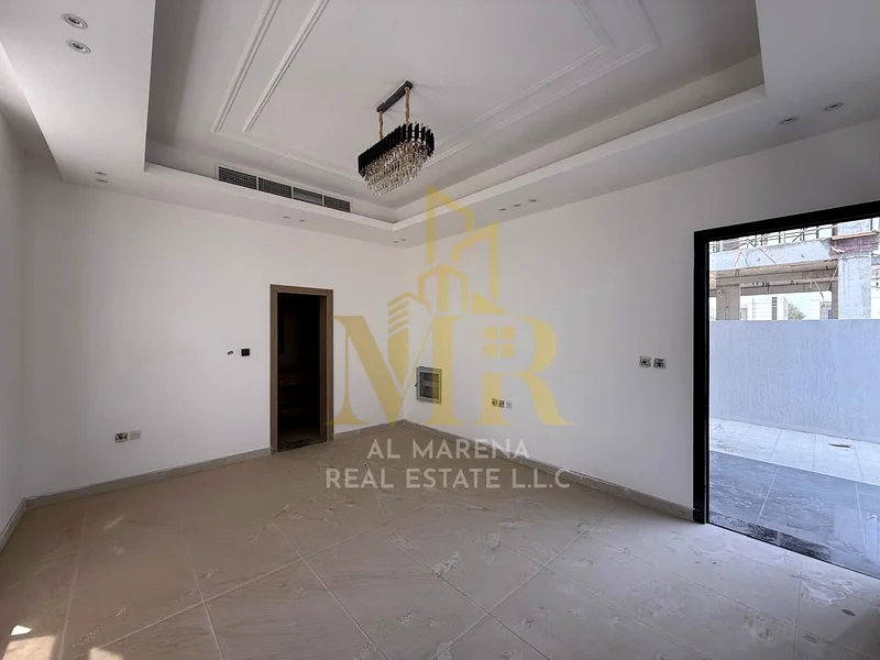 For sale, a corner villa in Al Hiliyo 2 - Ajman, two floors and a roof in a prime location with excellent space. Includes registration and ownership f63906123979395114