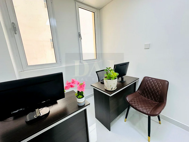 Stylish Office | Free Utilities | Direct from Owner63619849080322114
