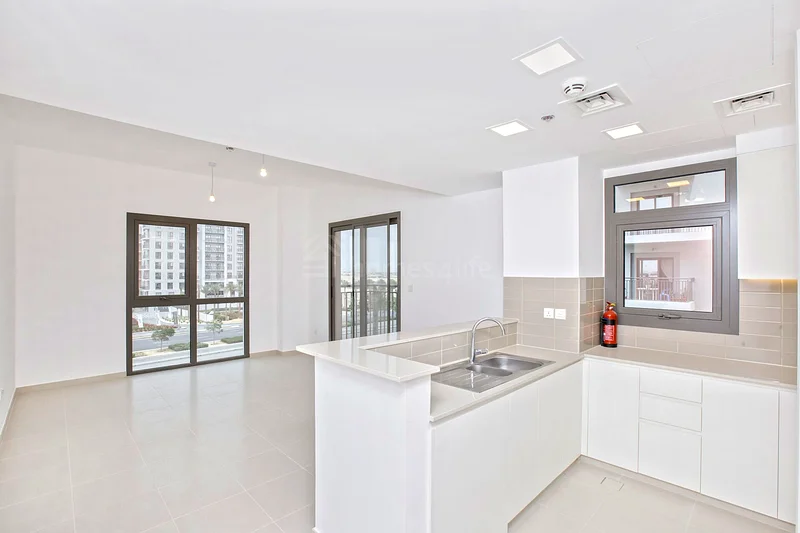 SPACIOUS 3BR+MAIDS ROOM | CORNER UNIT | VACANT63736716037121111