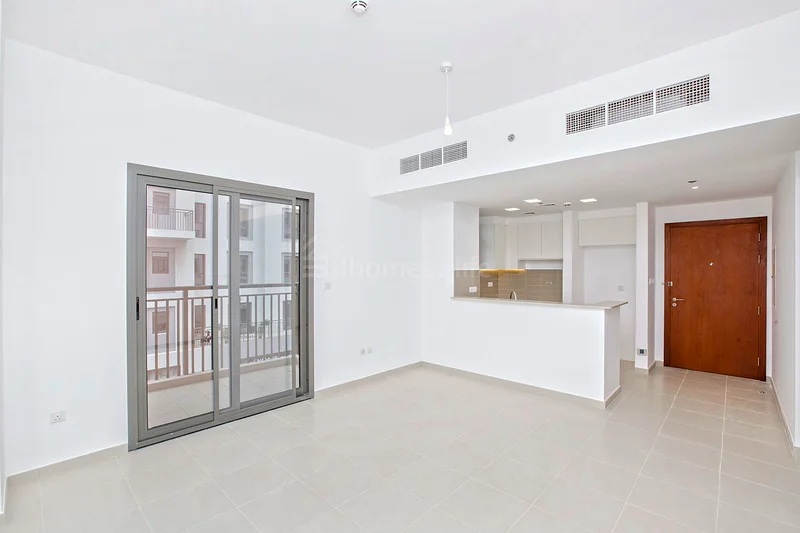 SPACIOUS 3BR+MAIDS ROOM | CORNER UNIT | VACANT63736716037121113