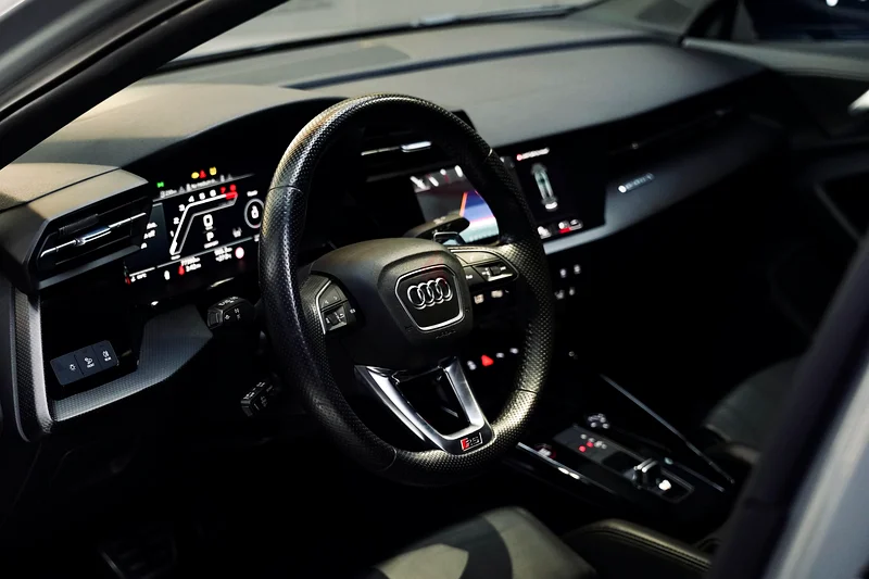 2022 AUDI RS3  | EU SPECS | WARRANTY AVAILABLE63612079586561111