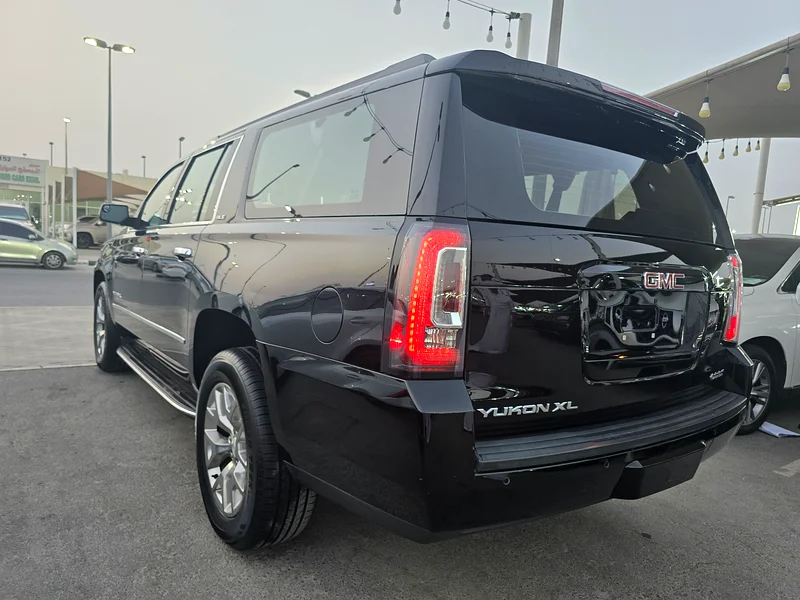 GMC YOKAN XXL SLE 2020 GCC EXCELLENT CONDITION ONE OWNER FULL SERVICE63613468051715114