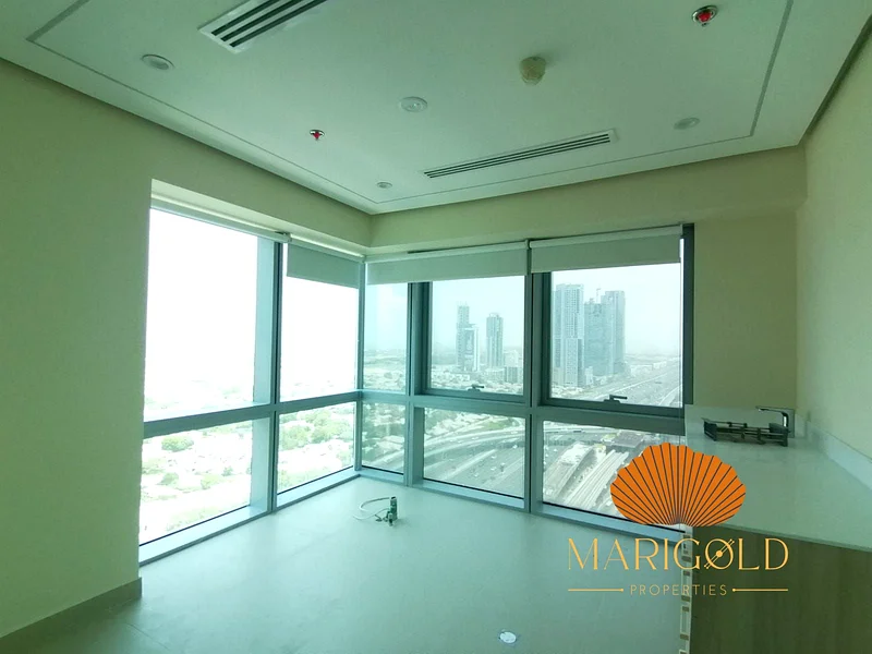 UPGRADED | FITTED | PREMIUM BUILDING | CONNECTED TO METRO63823787999361110