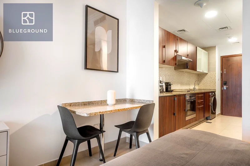 Lake View | Furnished | Flexible Terms63748770507138114