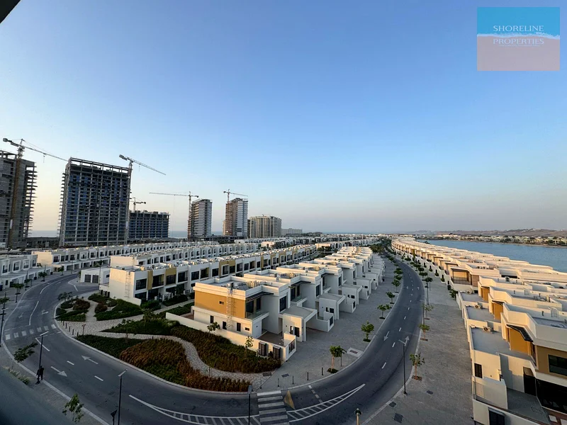 عرض ساخن | إطلالة على الشاطئ جديدة تمامًا | طابق عالٍ63864087118594111