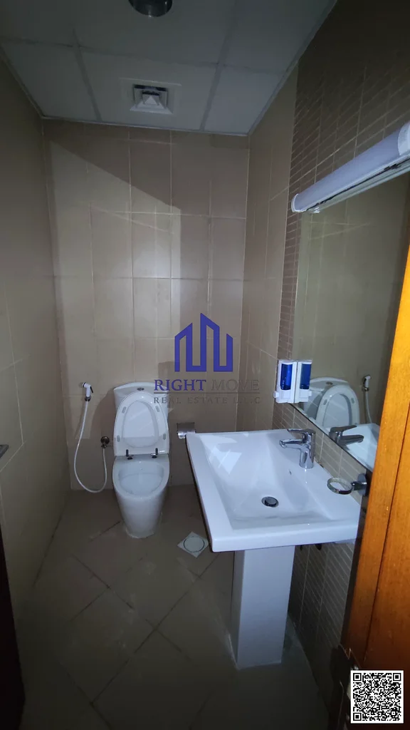 BEST DEAL!!! EMPTY 2BHK | HIGH FLOOR WITH PARKING FOR SALE63888807117826113