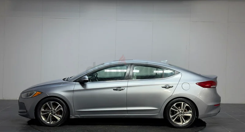 Hyundai Elantra Limited 201763612087095297114