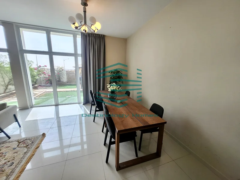 وحدة مفروشة بالكامل وجاهزة من مالك المستخدم بخمس غرف نوم63740770306690113