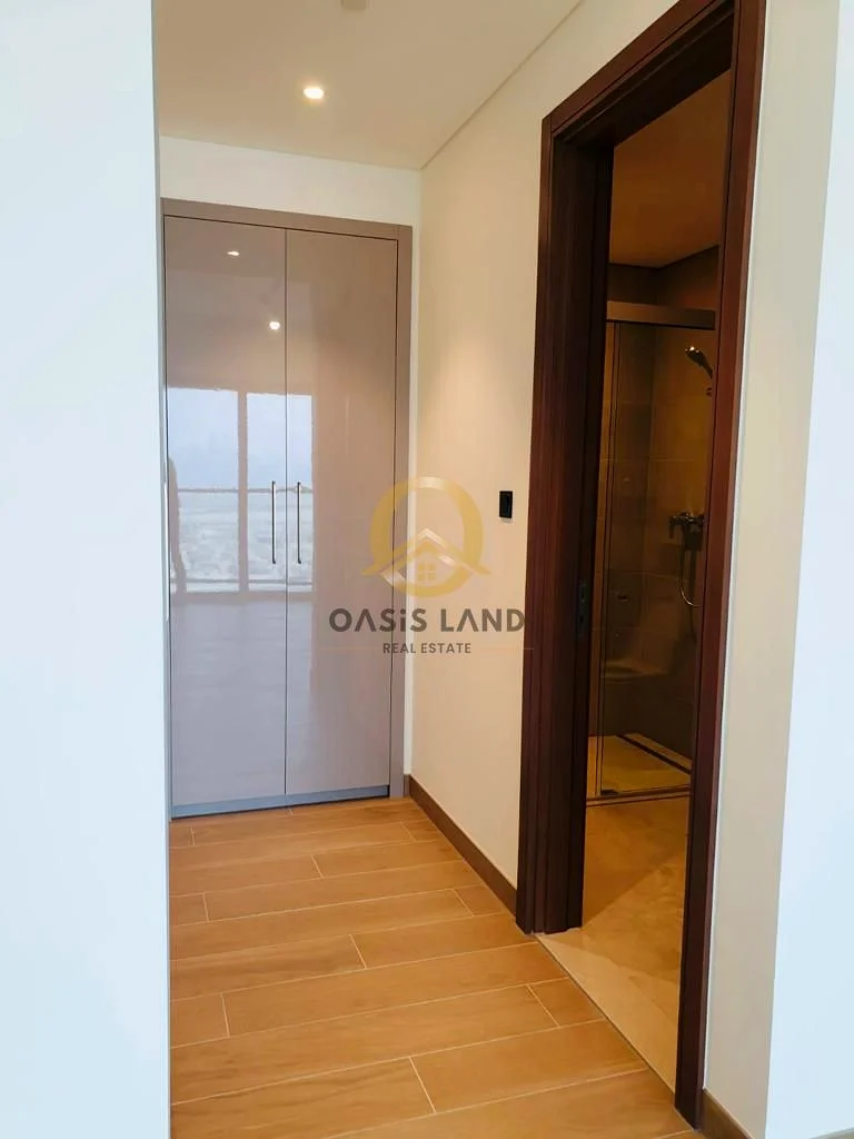 عش الحياة الفاخرة في منزل أنيق على الواجهة المائية64016293990145113