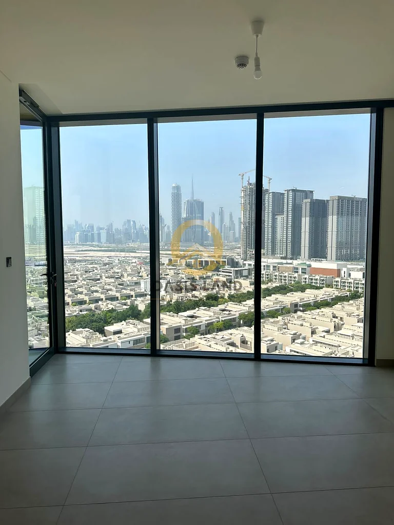 عش الحياة الفاخرة في منزل أنيق على الواجهة المائية64016293990145110