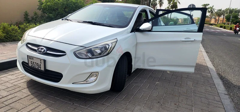 هيونداي أكسنت 201563612086852226111