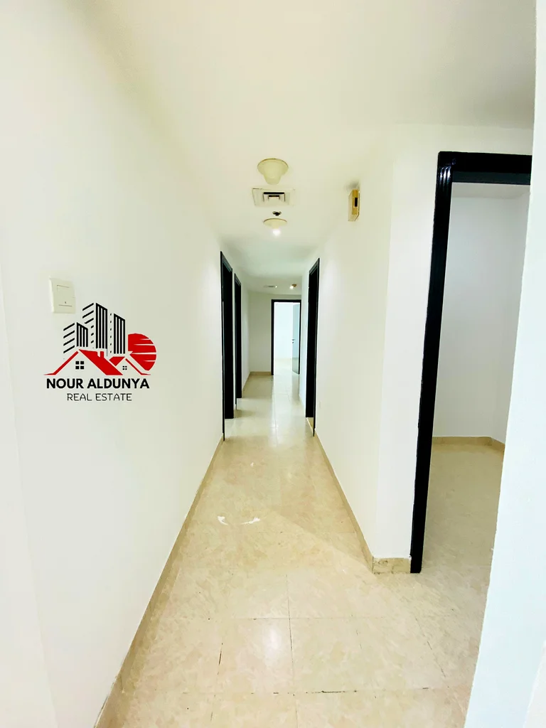 CLOSE TO STADIUM METRO. 3BHK+STORE. BALCONY. ONLY FAMILY. FREE GYM POOL PARKING63755891923587114