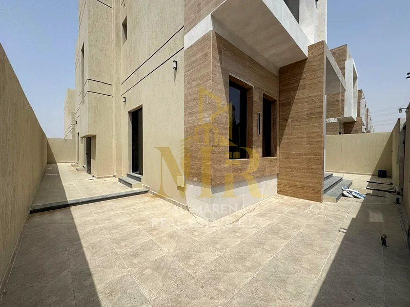 A villa at a price that includes registration and ownership fees on the main street, ready for living in the finest areas of Ajman, freehold ownership63906123987203113