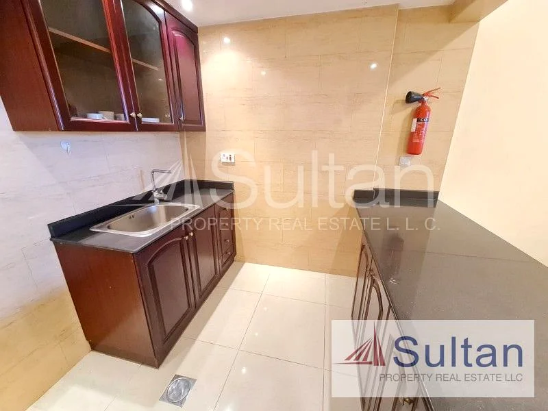 Huge 1 Bedroom Biggest Balcony Walkable To Beach63861479660417113