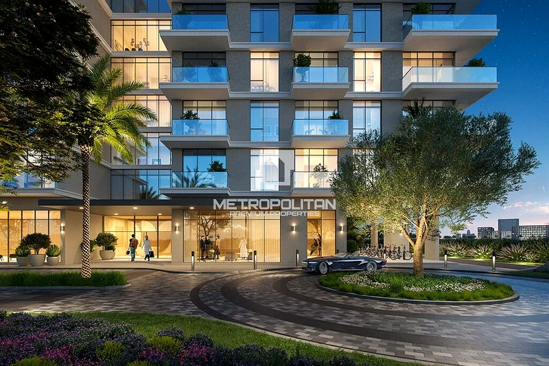 Largest Corner Layout | High Floor | Lake view64042905526913114