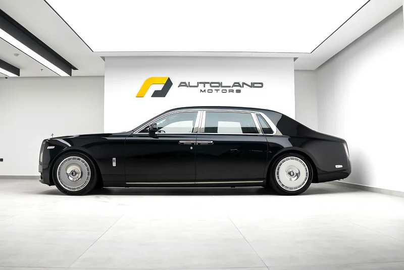 2026 ROLLS ROYCE PHANTOM EWB | GCC | MAIN DEALER WARRANTY SERVICE | VIP REAR SEATS63612065111298114