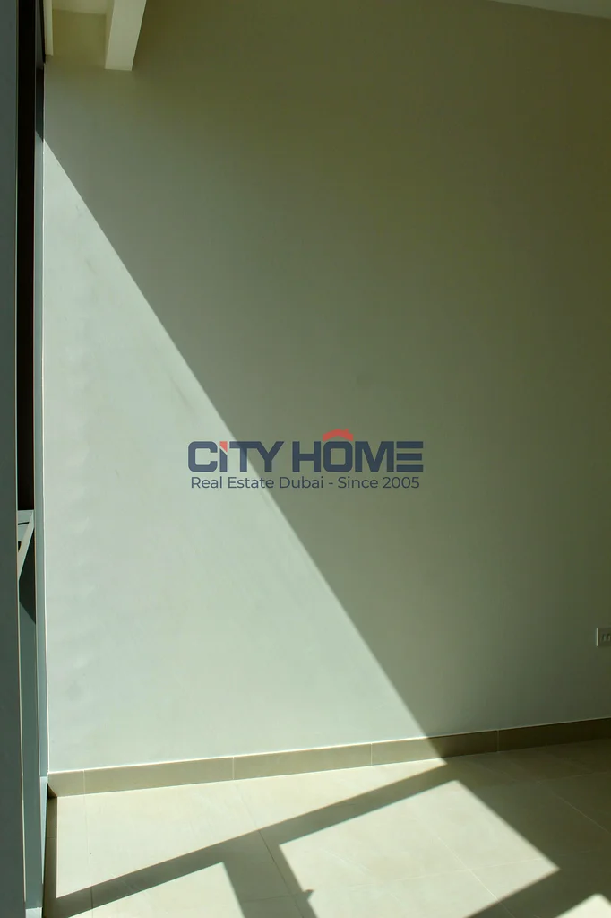 Elegant 1-Bed | Canal Views | Prime Location63949512713090114