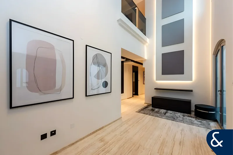 High Number | Upgraded | Skyline Views63753356757123112