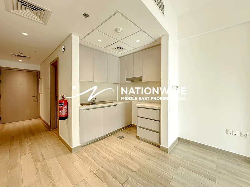 Rented | Sleek Studio | Contemporary Lifestyle63849119359489113