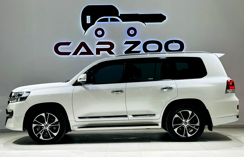 Toyota Land Cruiser GXR Grand Touring S/2021/Original Paint/Warranty63613130208769112