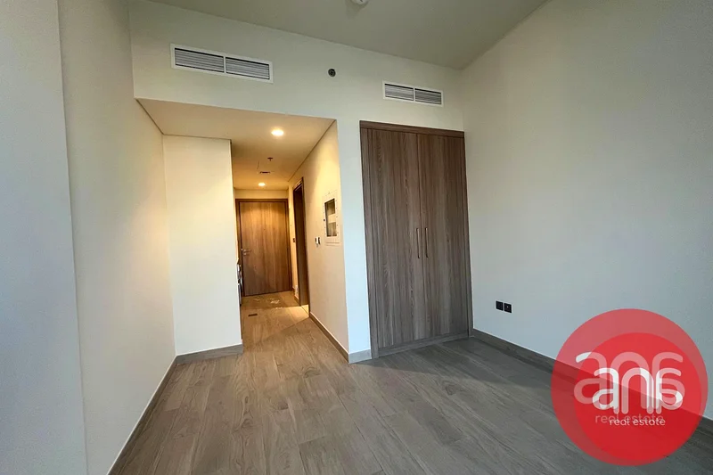 حصري | بدون تبريد | غير مفروش | شاغر63801246495618113
