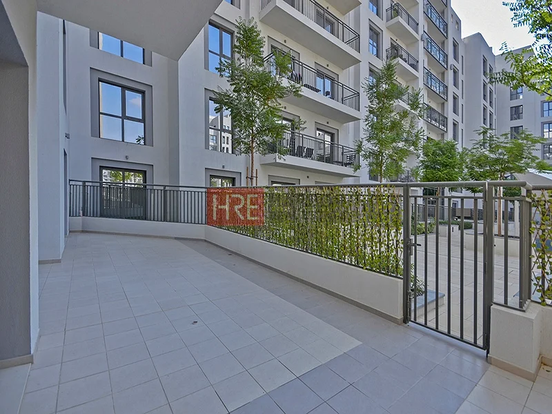 Podium Level | Vacant | Direct Access to Pool63951827205635113