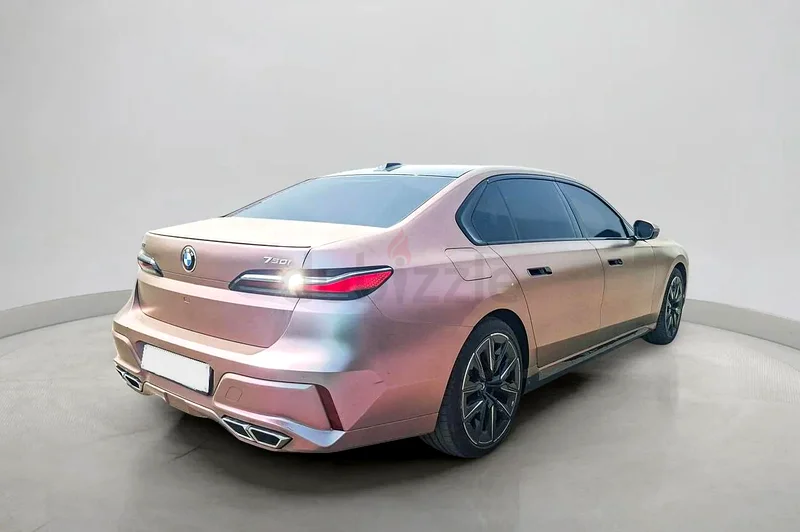 2023 BMW 7-Series 760i 4.4L | GCC Specifications63612445488771113