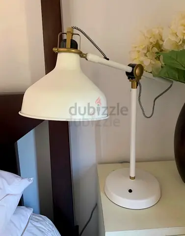 Stylish White Table Lamp for Modern Interiors