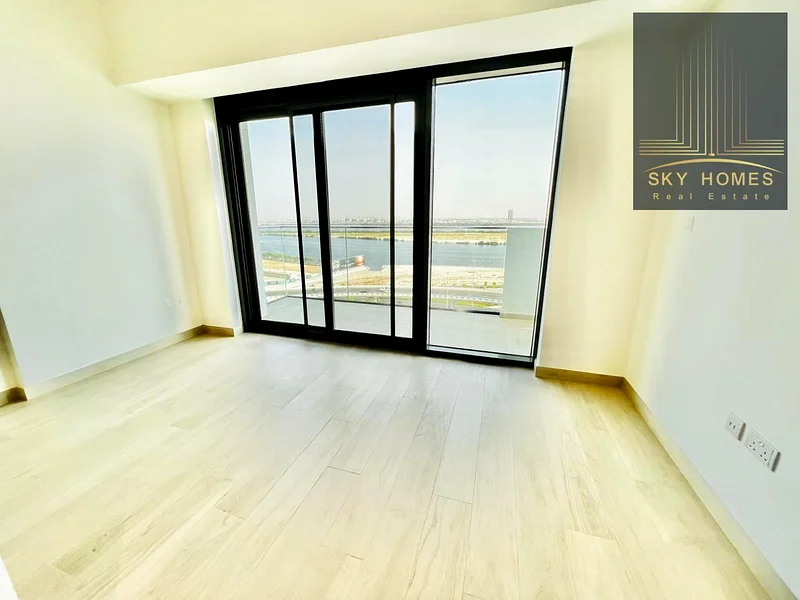 عرض ساخن شقة بحجم كبير متاحة بإطلالة مفتوحة كاملة مفروشة بالكامل تأجير 50 ألف63740582285955113