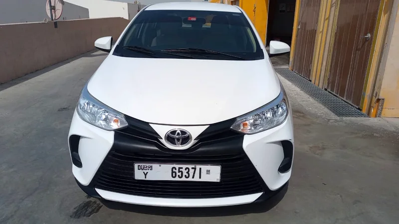 65371 Toyota Yaris E 1.5 L 202263613132145922113