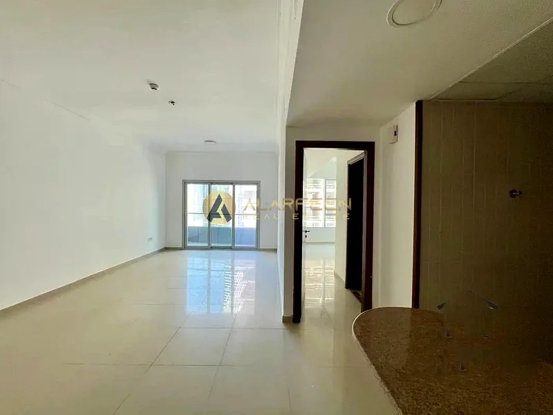 SPACIOUS & BRIGHT | 1 BHK NEAR TO METRO | WITH BALCONY63791328649218111