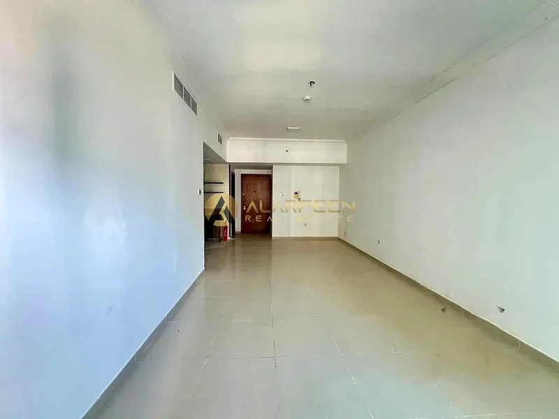 SPACIOUS & BRIGHT | 1 BHK NEAR TO METRO | WITH BALCONY63791328649218112