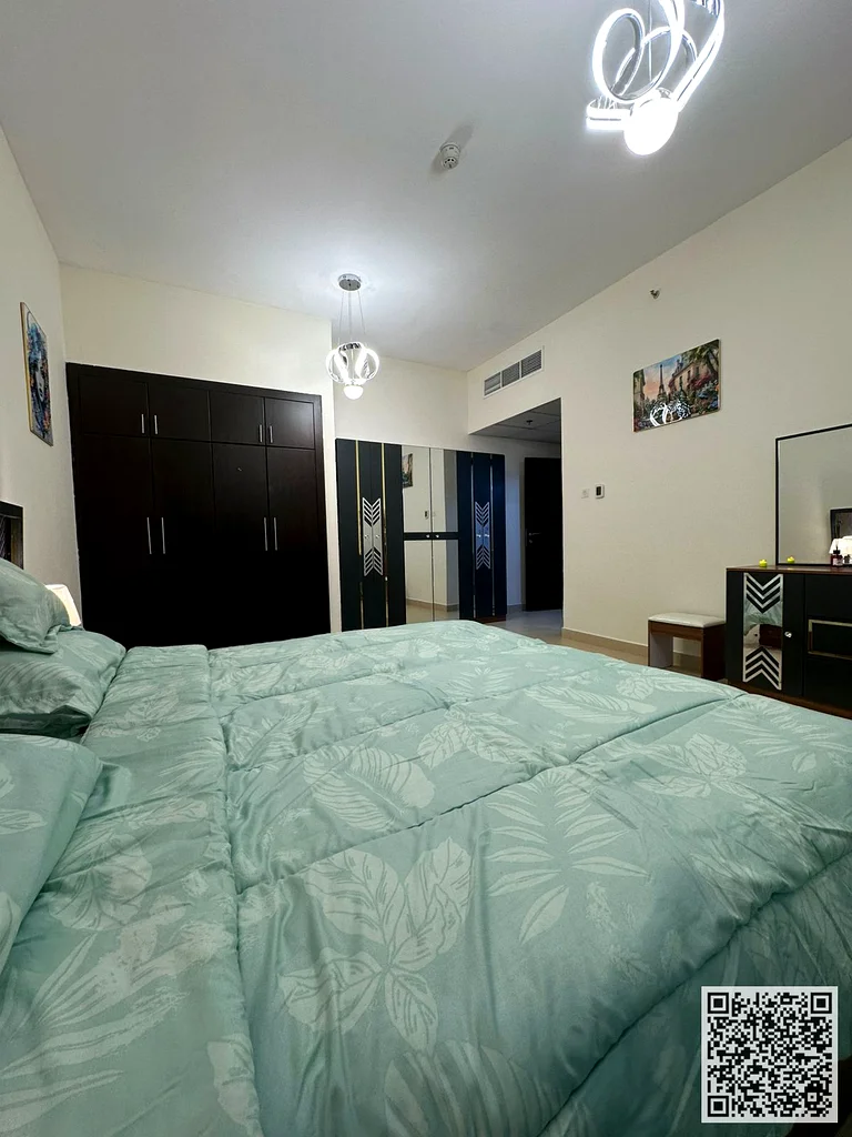 For monthly rent in Ajman - a one-bedroom apartment with a hall. The apartment is fully furnished with new, very elegant furniture, a fully equipped k63837374854785113
