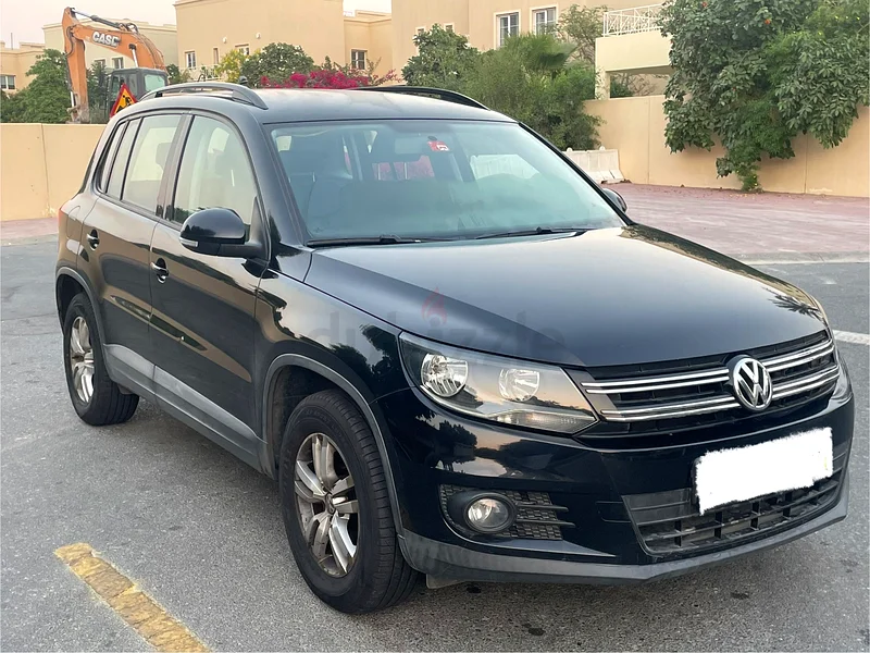 فولكس فاجن تيغوان | مواصفات دول مجلس التعاون الخليجي | سجل صيانة كامل | إطارات جديدة | حالة ممتازة | بدون حوادث63612061112067111