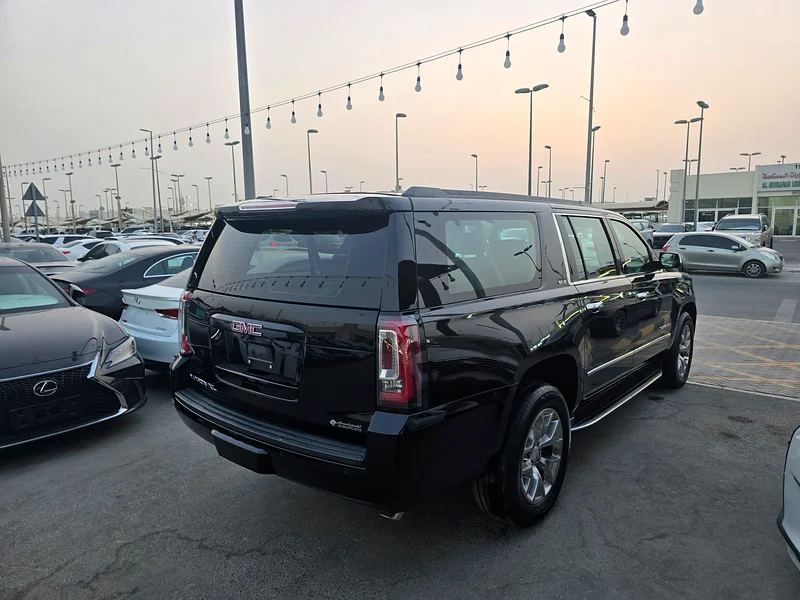 GMC YOKAN XXL SLE 2020 GCC EXCELLENT CONDITION ONE OWNER FULL SERVICE63613468051715112