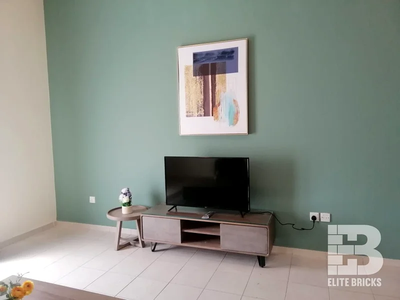 Spacious 1 BR| Near metro | Investment Potential63935772809857114