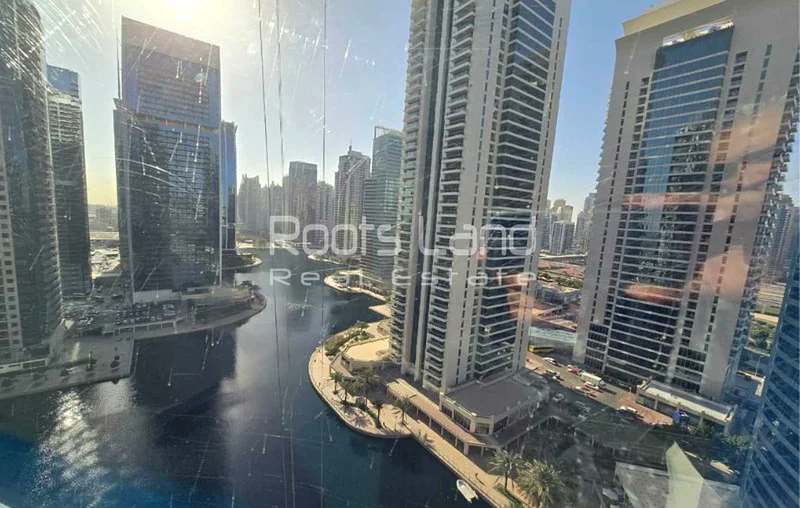 مفروشة بالكامل | جاهزة للانتقال | إطلالات جزئية على البحيرة63623401996418112