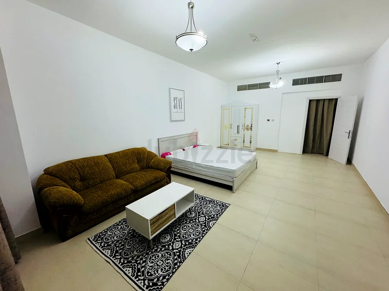 غرفة للإيجار في DIP 01 (غرفة كبيرة)63624879896195114