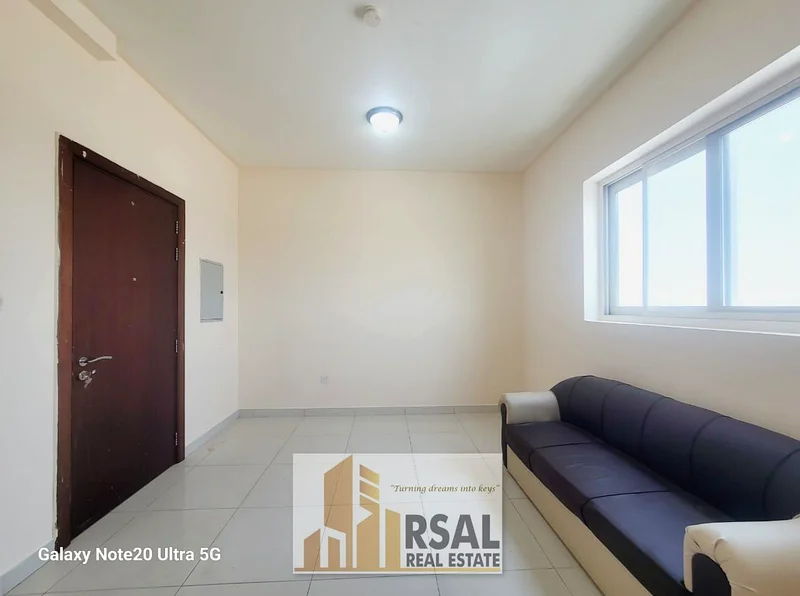 Lavish 1BHK With 2Bathroom/Family Building/No Deposit/School Area63704059563010114