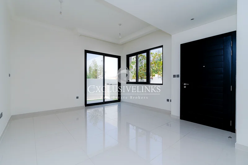 3 غرف نوم | حديقة على شكل حرف L | غرفة خادمة63654981645315113